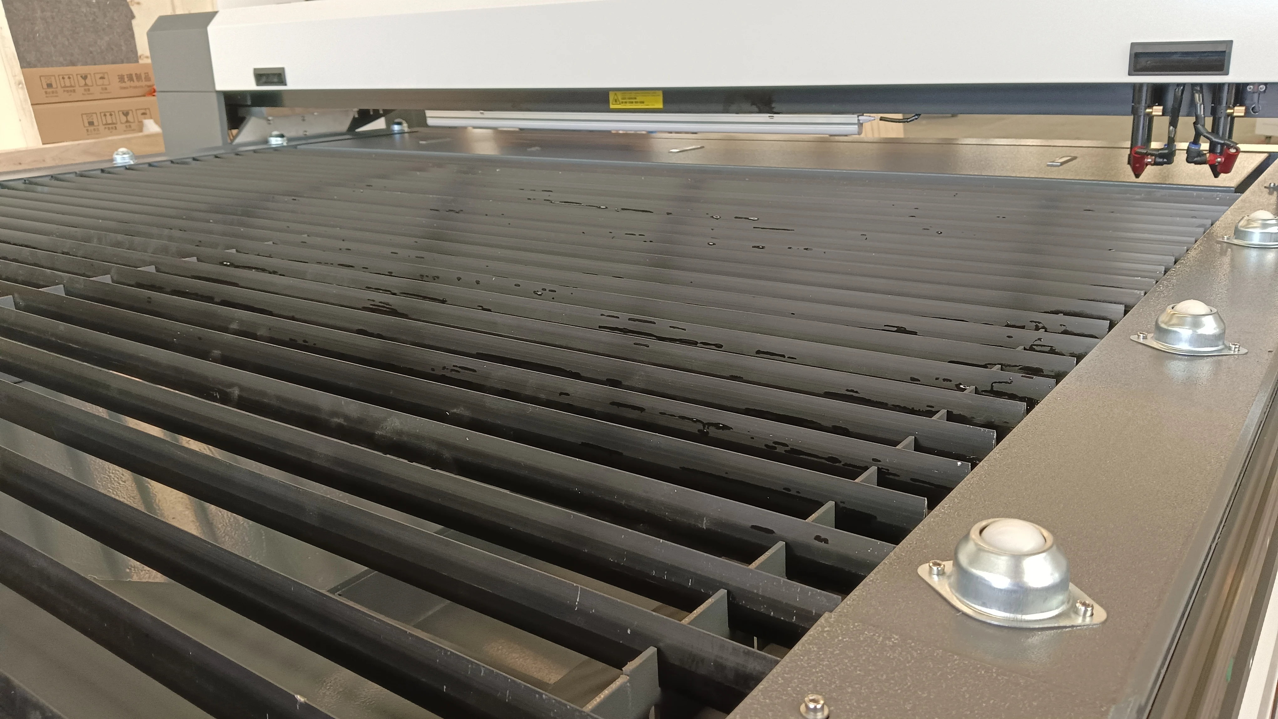A For Industrial 150w 300watts - Industrial Laser Cutters ulasan dan harga